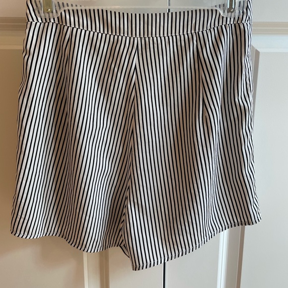 ASOS Striped Two Piece Set - Picture 2 of 4